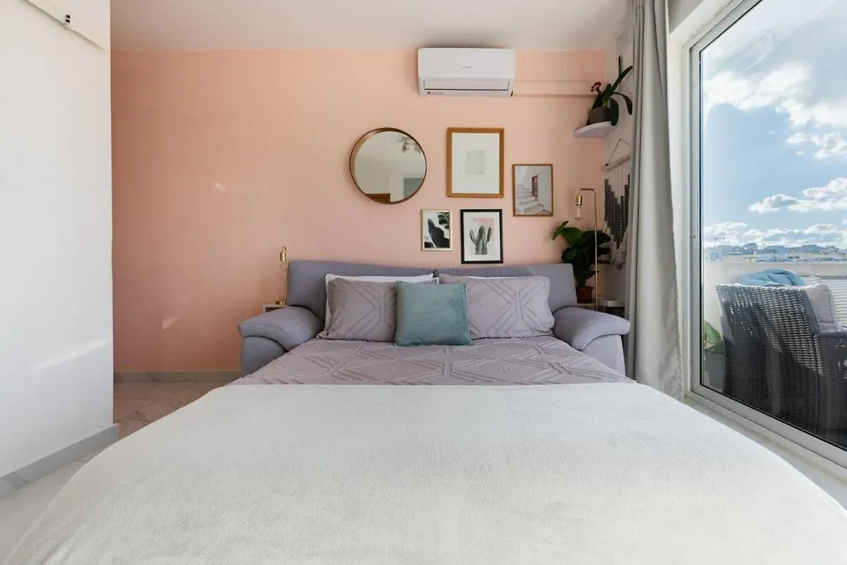 Bright Spacious Getaway Close To The Sea Gzira Malta