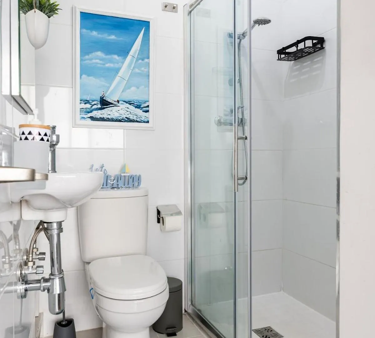 Bright Spacious Getaway Close To The Sea Gzira 0*,  Malta