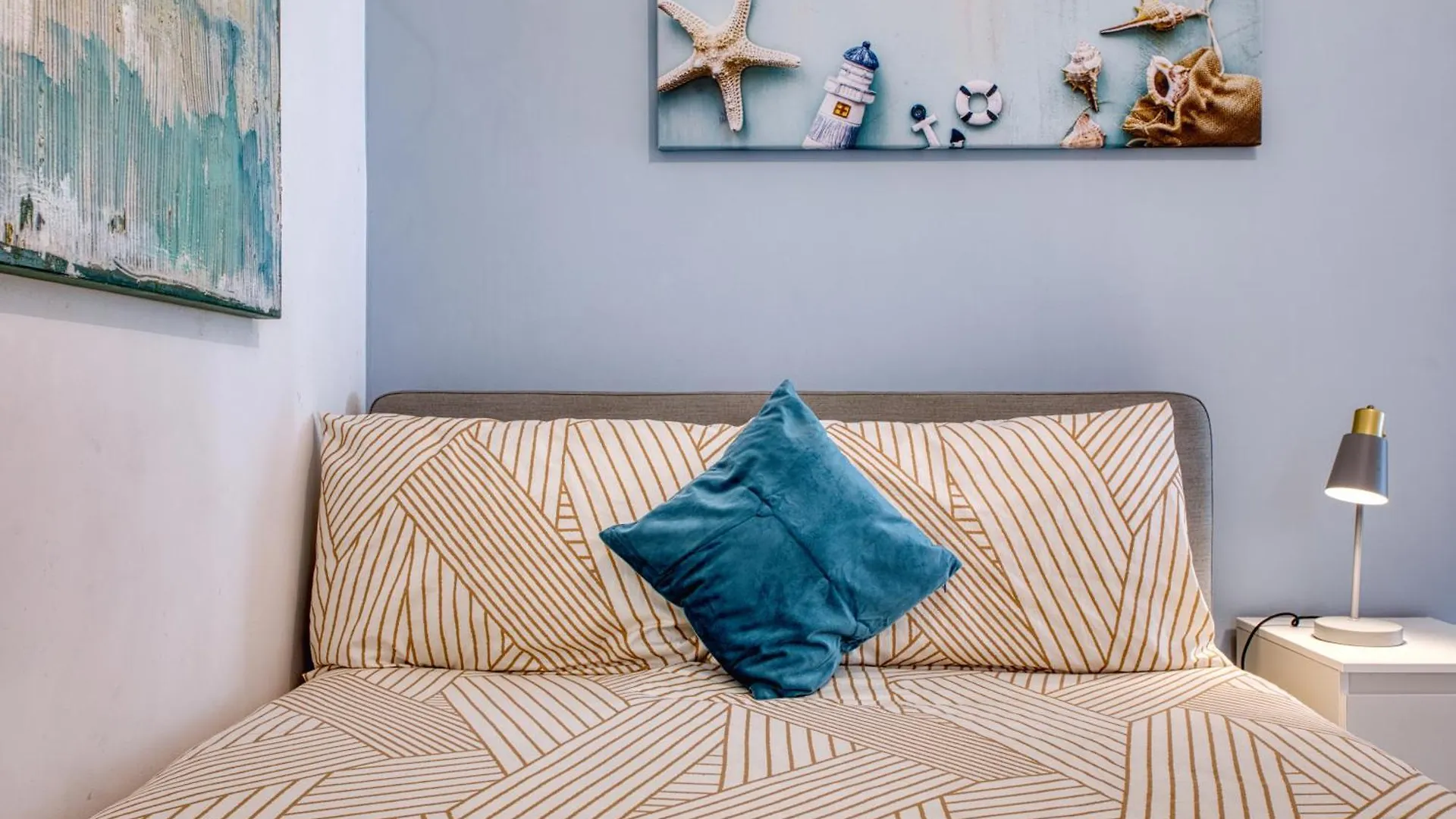 Bright Spacious Getaway Close To The Sea Gzira