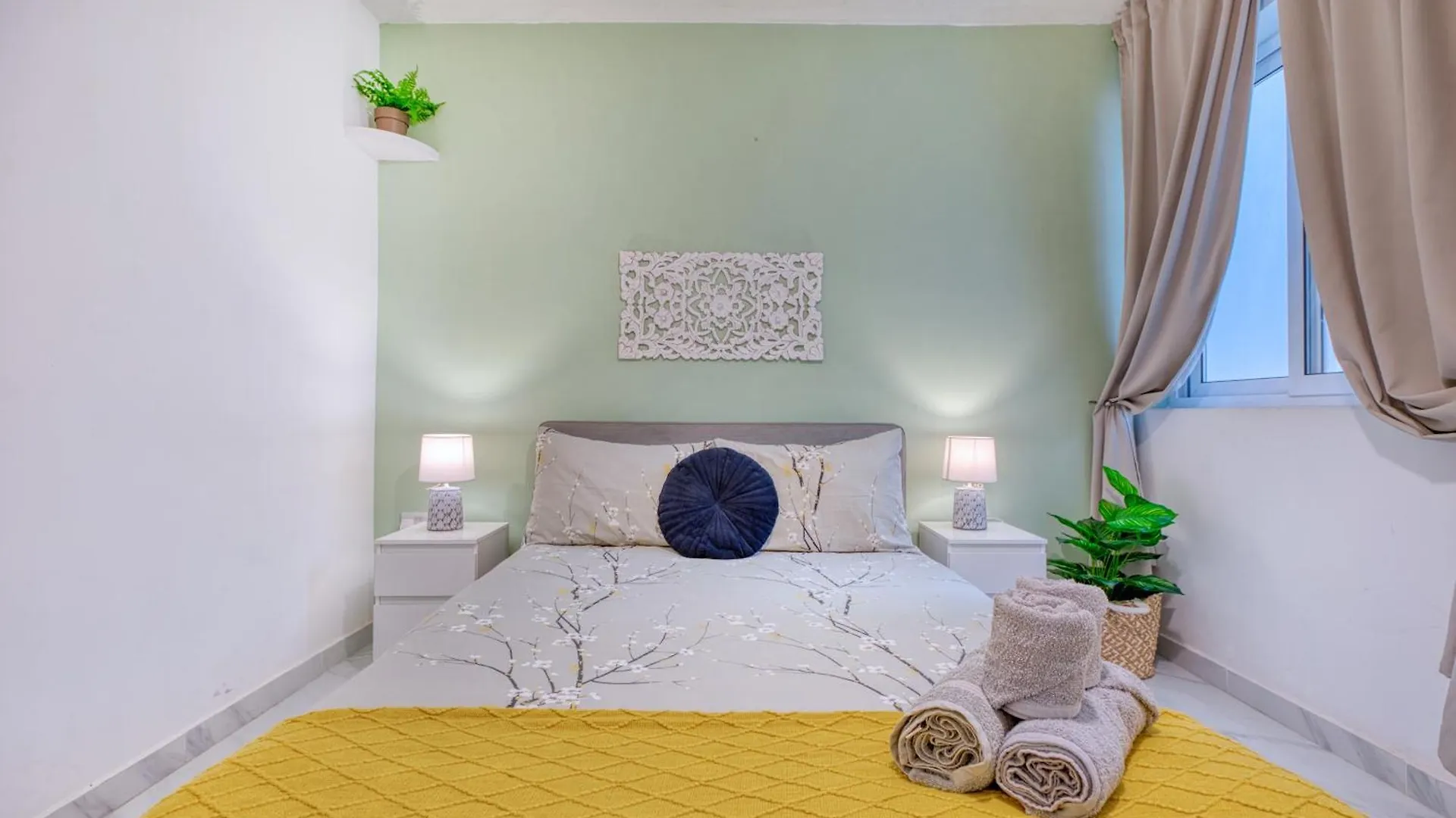 Bright Spacious Getaway Close To The Sea Gzira